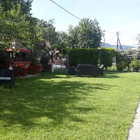 Elena Rooms-apartments 4*