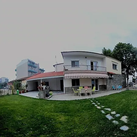 Elena Rooms-apartments 4* Asproválta