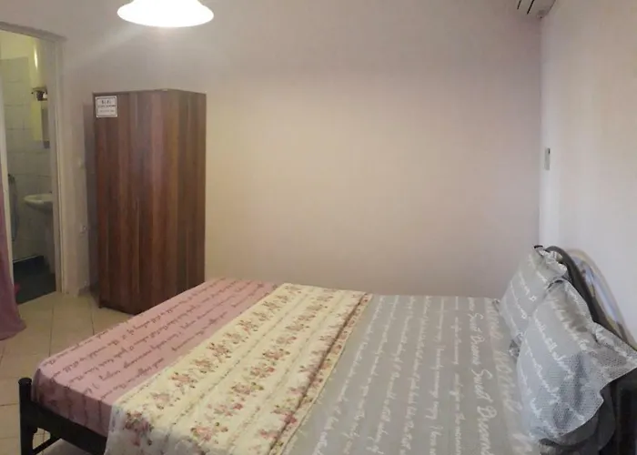 Appart hôtel Elena Rooms-apartments