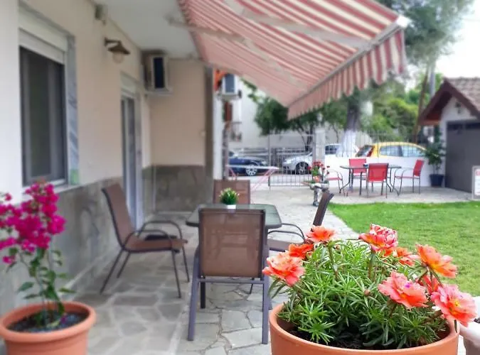 Apart-hotel Elena Rooms-apartments