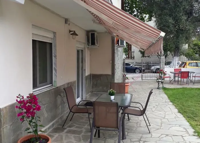 Appart hôtel Elena Rooms-apartments 4*