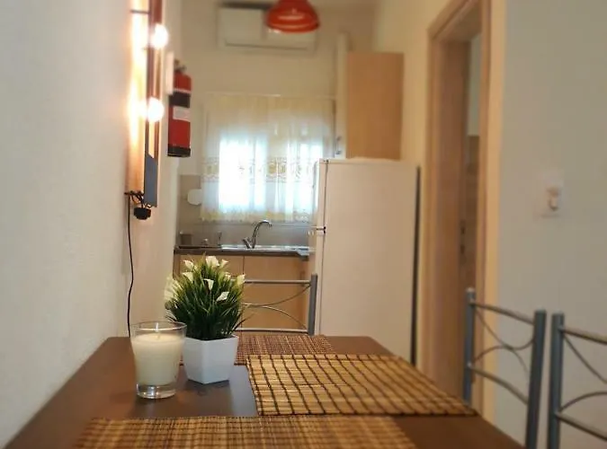 Elena Rooms-apartments