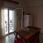 Elena Rooms-apartments Appart hôtel