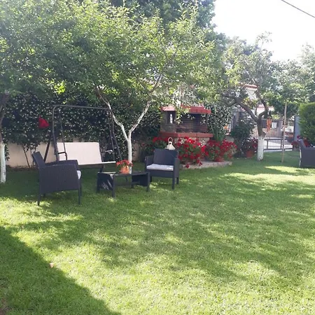 Elena Rooms-apartments Lejlighedshotel