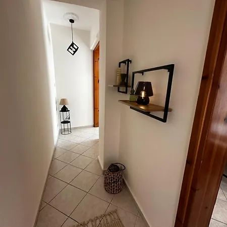 Elena Rooms-apartments *