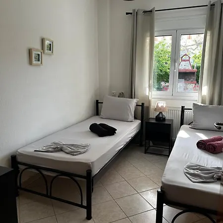 Elena Rooms-apartments Aparthotel