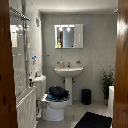 Elena Rooms-apartments *