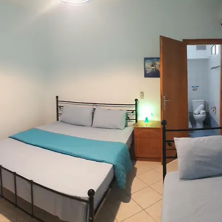Apart-hotel Elena Rooms-apartments *